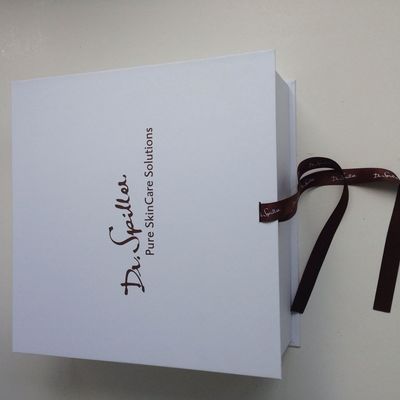 Contenitore di regalo rigido pieghevole di Natale 900GSM del cartone 1.5mm in pieno bianco