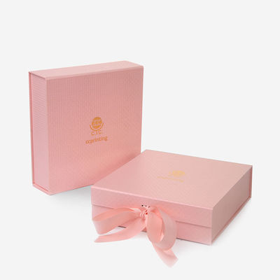Scatola d'imballaggio pieghevole magnetica rosa di C1S C2S con la chiusura del nastro