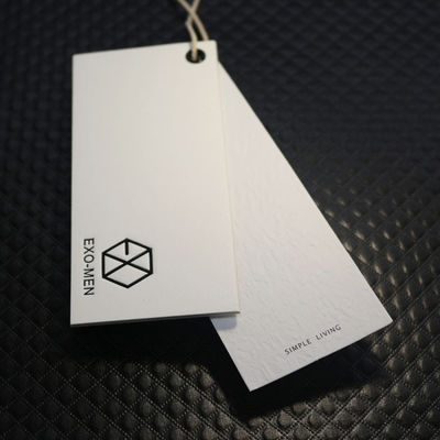 Carta kraft incisa Hang Tags With String su ordinazione di logo 350g